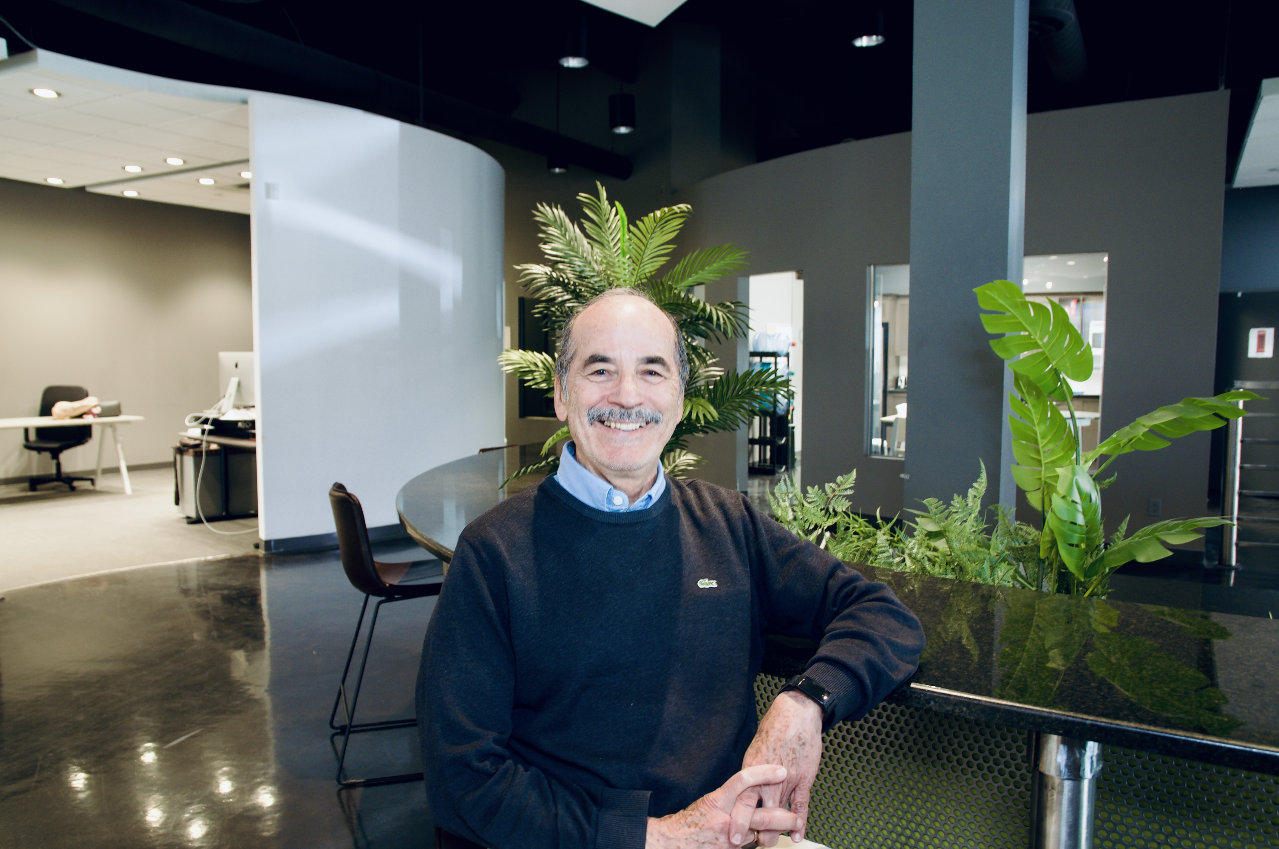 Dr. Carlos E. Scott